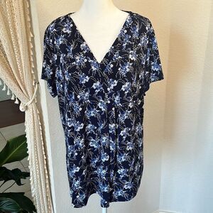 Lane Bryant Cap Sleeve V-Neck Front Pleat Top ~ Size 14 / 16